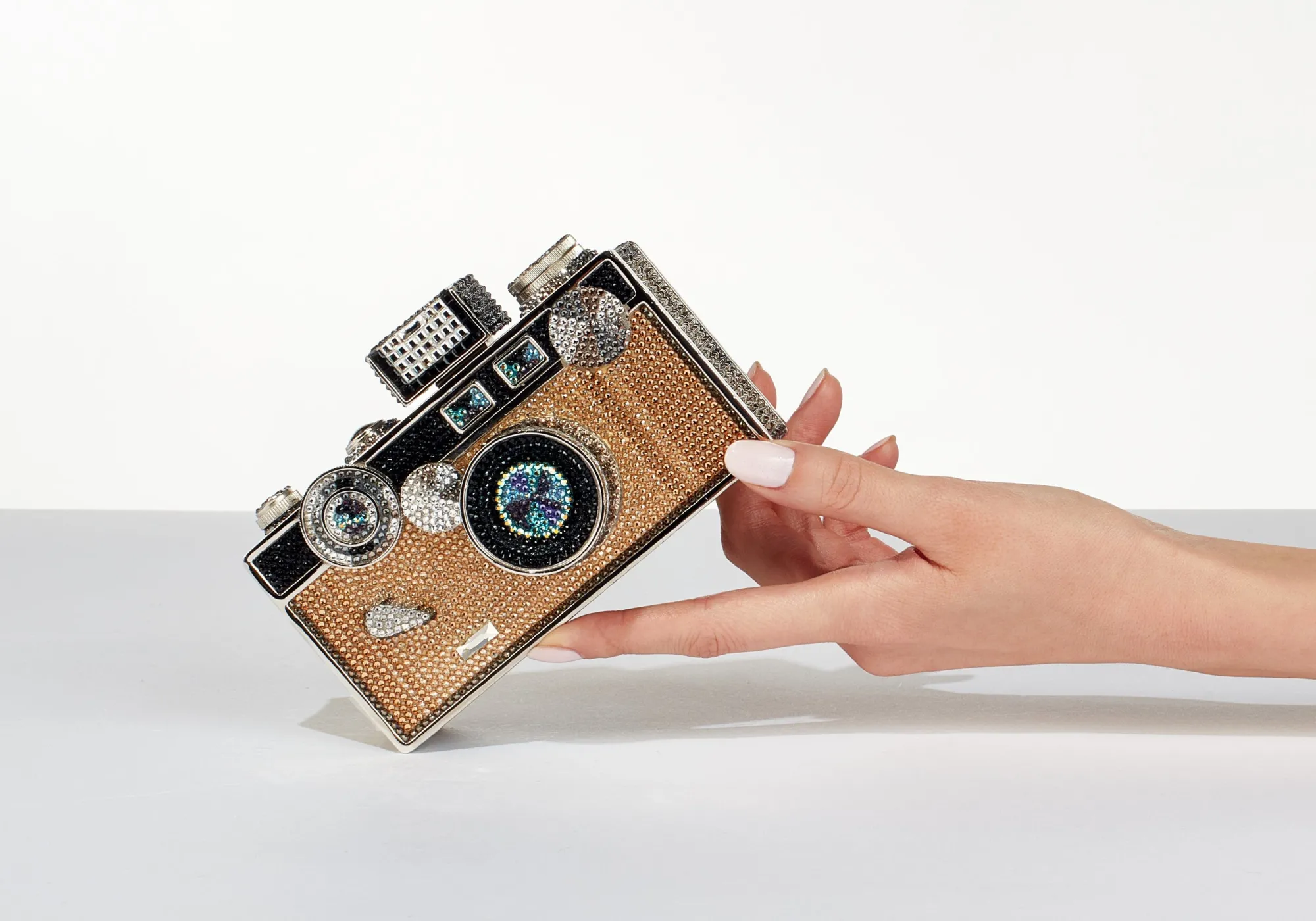 Camera Click - Camera Shaped Handbag*Judith Leiber Best