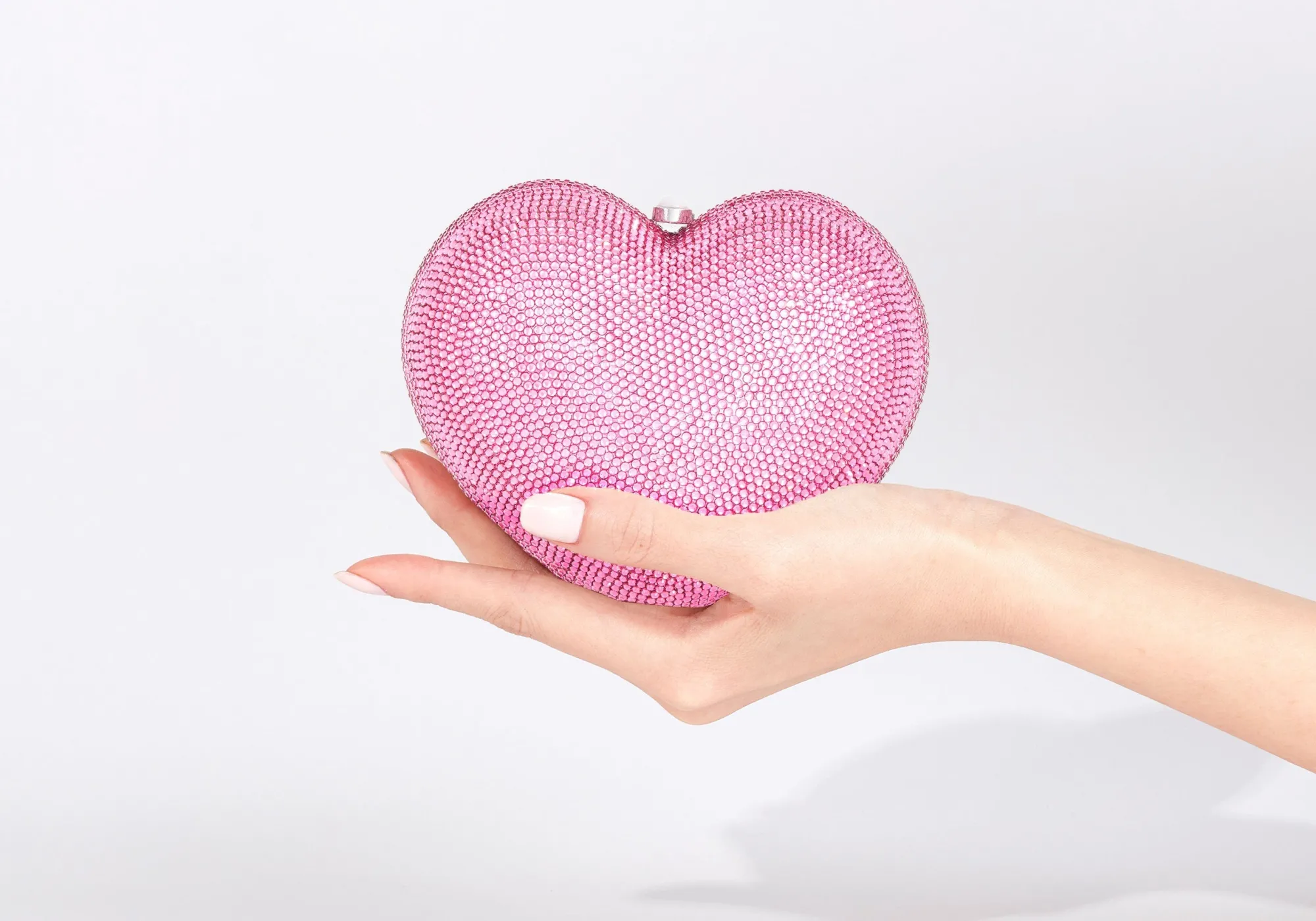 L'Amour Petit Coeur Pink*Judith Leiber Sale