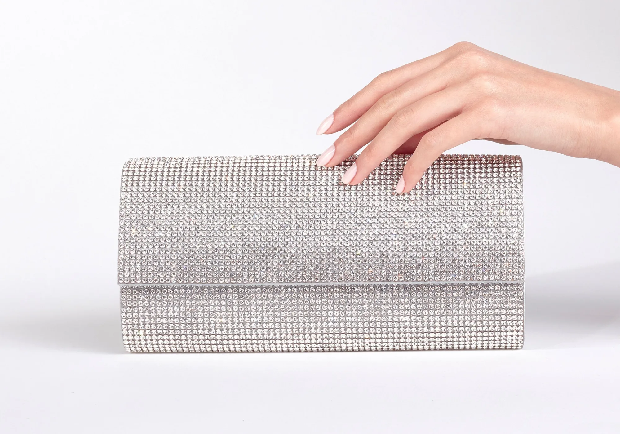 Perry Crystal Silver Clutch*Judith Leiber Outlet