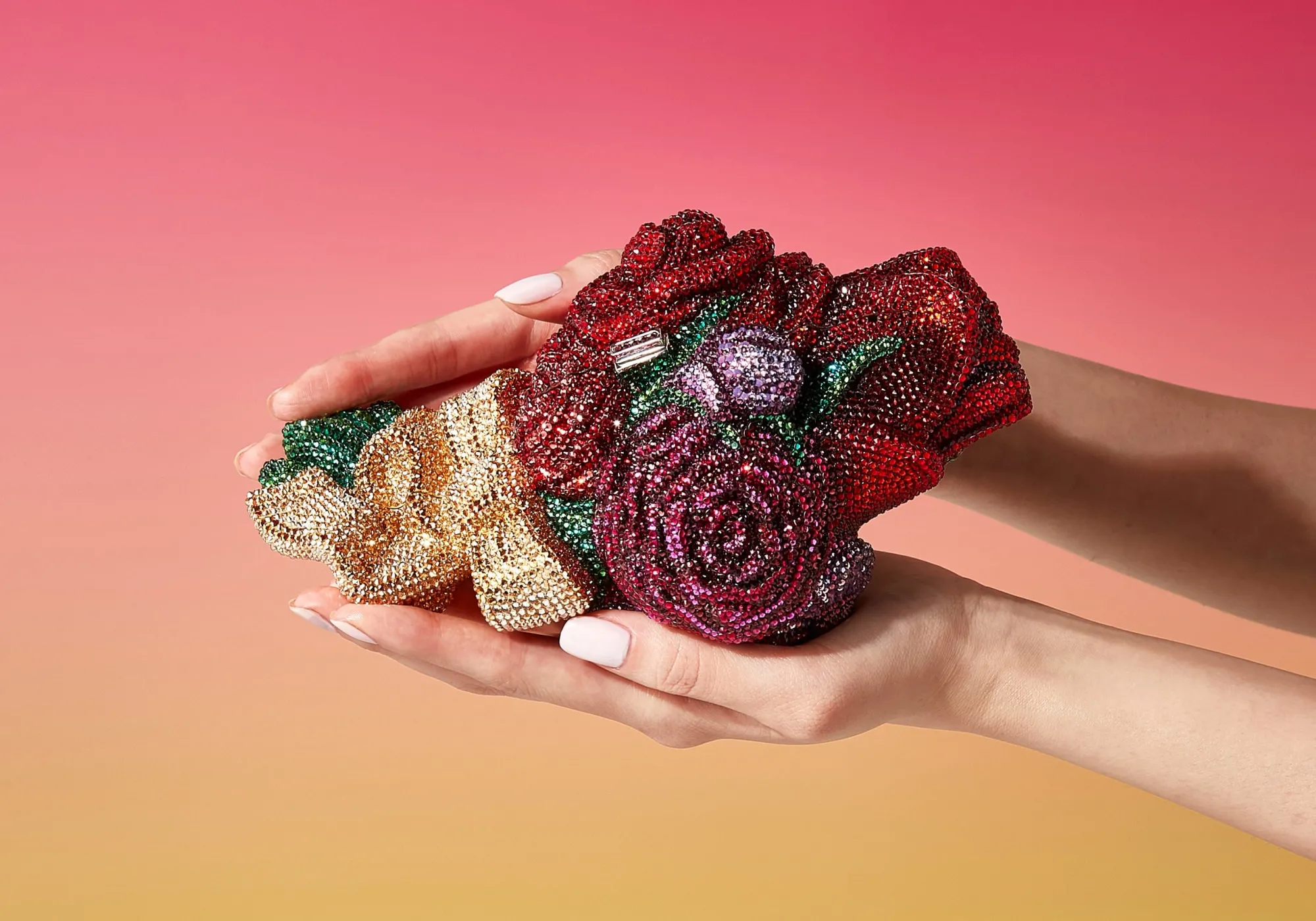 Red Roses Corsage*Judith Leiber Hot