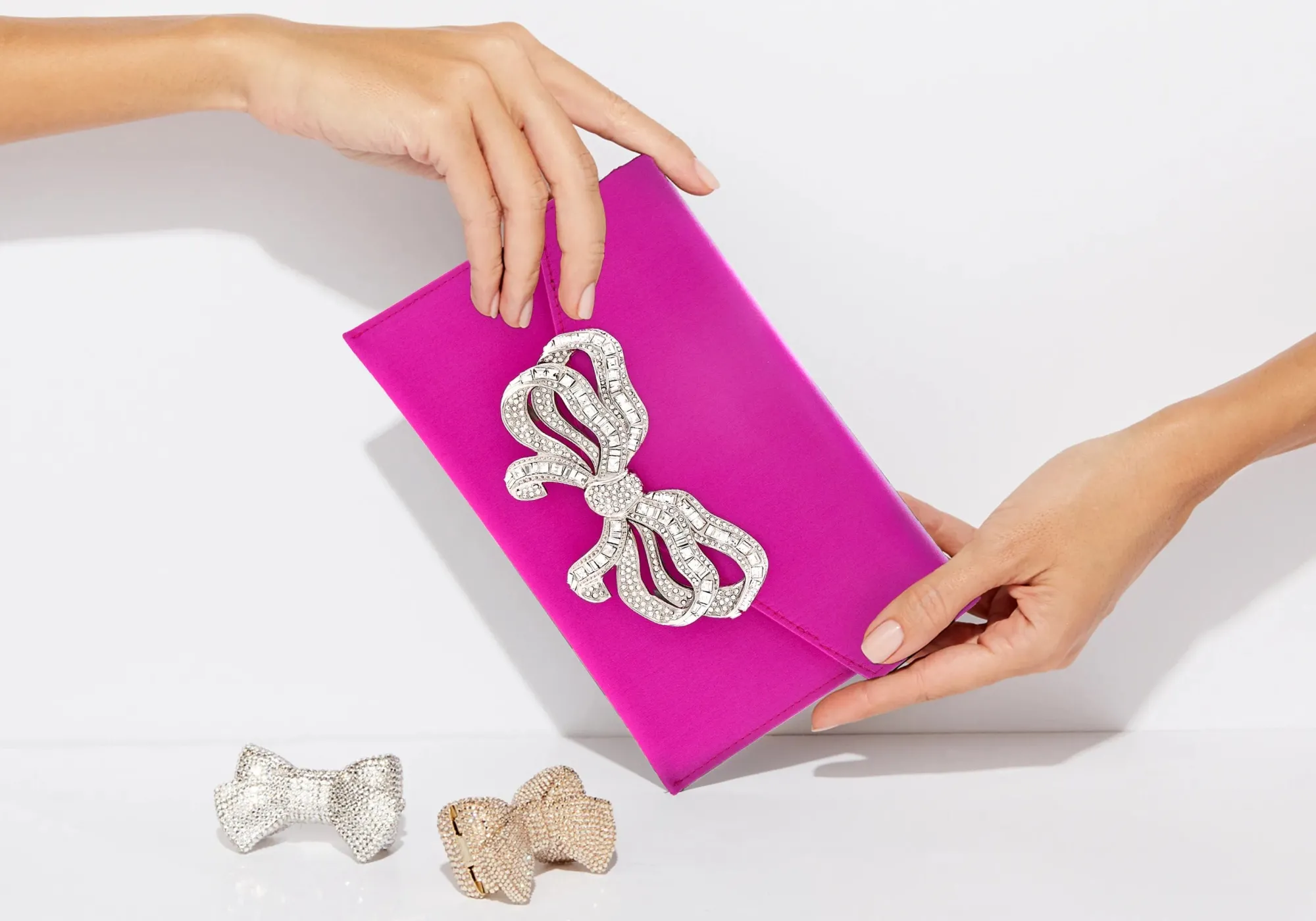 Satin Bow Envelope Fuchsia*Judith Leiber New